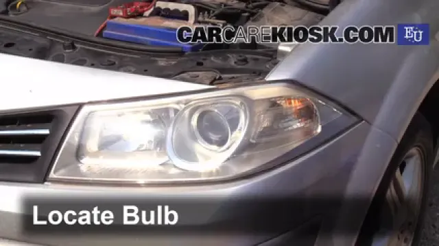 2003 Renault Megane Authentique 1.5L 4 Cyl. Turbo Diesel Éclairage Feux de croisement (remplacer l'ampoule)